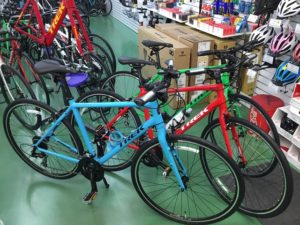 クロスバイク Trek Fx シリーズ センタースタンド取り付け アセントサイクル 小金井市の自転車店